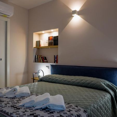 Отель Bed&Book Матера Экстерьер фото