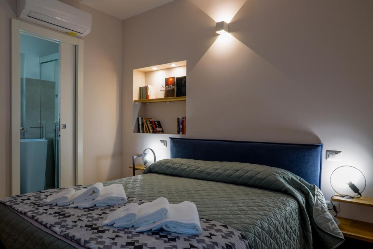 Отель Bed&Book Матера Экстерьер фото